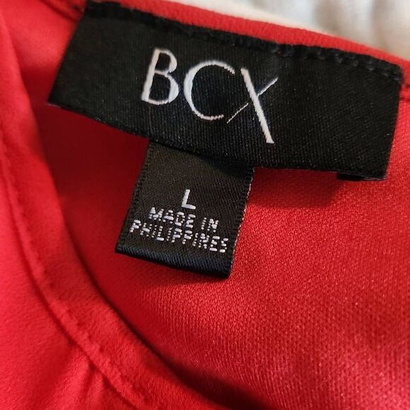 BCX Ladies Red Dress with Gold Bar Keyhole - Size Large - Picture 7 of 8